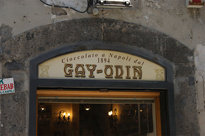 Visita Gay Odin: alla scoperta fabbrica di cioccolato napoletana