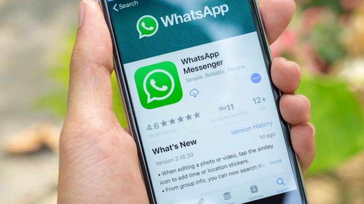 Whatsapp, la truffa di Capodanno che blocca account e dati personali: come difendersi