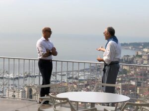 La star di Hollywood sceglie Napoli e incontra il Maestro Pizzaiolo Enzo Coccia de La Notizia