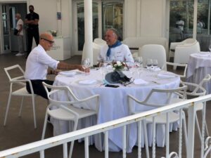 La star di Hollywood sceglie Napoli e incontra il Maestro Pizzaiolo Enzo Coccia de La Notizia