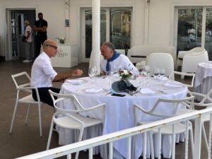 La star di Hollywood sceglie Napoli e incontra il Maestro Pizzaiolo Enzo Coccia de La Notizia