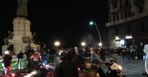 Protesta a Napoli, scema tensione e i manifestanti si disperdono