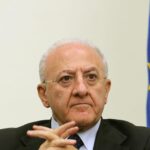 Covid in Campania, l'ordinanza di De Luca: "Vietati gli spostamenti tra province"