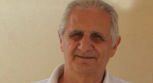 Addio allo storico prof di Torre Annunziata