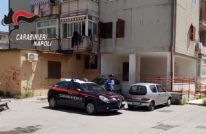 Blitz a Torre Annunziata in una piazza di spaccio