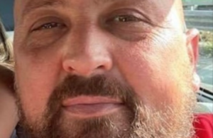 È morto Nando il seppellitore del cimitero di Secondigliano