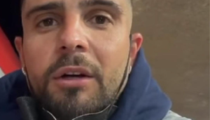 Il saluto di Insigne