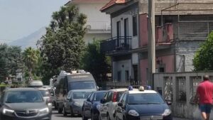 Marigliano uccide figlia e poi si suicida