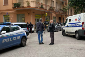 Rapina al portavalori a Napoli