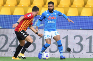 Il Napoli vince in rimonta e batte il Benevento: 2-1 nel derby campano
