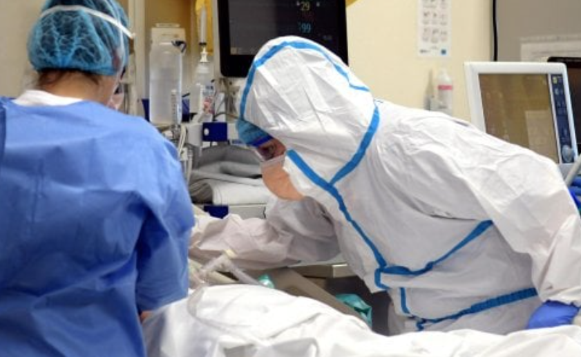 Epidemia fuori controllo e aumento esponenziale dei contagi, la Fondazione Gimbe: "Lockdown necessario"