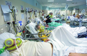  In calo il numero di nuovi casi in Italia, parallelamente pero', a causa dell'"effetto weekend", ai pochi tamponi processati rispetto alla media dei giorni infrasettimanali. Sono 25.271 i contagi odierni, contro i 32.616 di ieri, ma con 147.725 tamponi, quasi 44mila meno di ieri e quasi 90mila meno del record raggiunto la scorsa settimana.