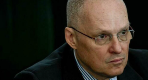 "Ospedali e terapie intensive piene, Napoli non può essere zona gialla", l'allarme di Ricciardi