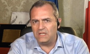 Napoli 'zona rossa', scende in campo De Magistris: pronto provvedimento 'ampio'