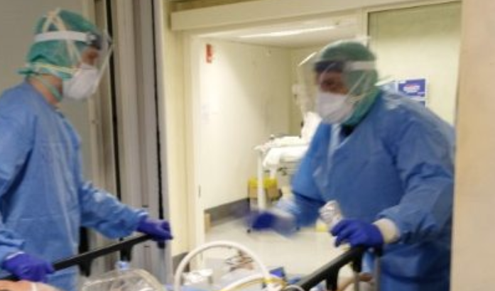 Sono 28.352 i nuovi casi di coronavirus registrati in Italia nelle ultime 24 ore. Lo riporta il bollettino del ministero della Salute. Le vittime sono 827