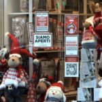 Dpcm di Natale, vietati gli spostamenti tra Regioni e coprifuoco alle 22