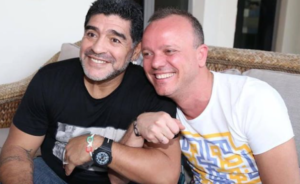 Il ricordo commovente di Gigi D'Alessio per Maradona