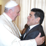 Addio Maradona, la preghiera di Papa Francesco per Diego