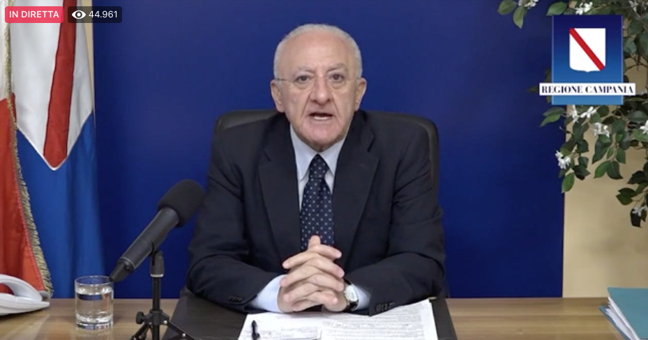 Scuole, De Luca annuncia: "C'è l'accordo nazionale per la data di riapertura"