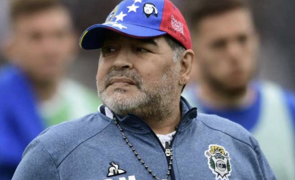 Le spese folli di Maradona, sosteneva 50 famiglie: "Ora chi le manterrà?"