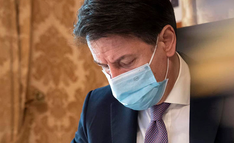 Lockdown a Natale in Italia, la nuova ipotesi al vagio del Governo