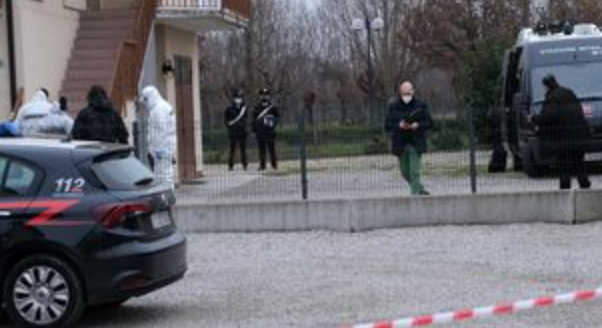 Dramma a Padova, uccide i figli di 13 e 15 anni e si toglie la vita: ha usato un coltello