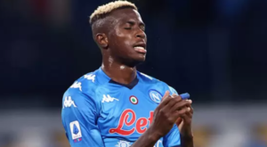 Ancora guai per Osimhen, dopo l'infortunio arriva la notizia: "È positivo"