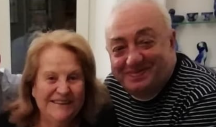 Lutto per Peppe Barra, l'artista napoletano piange per 'Zietta Liù': "Sempre nel mio cuore"