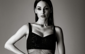 Anna Tatangelo 'bollente' e senza veli, la foto fa impazzire i fan
