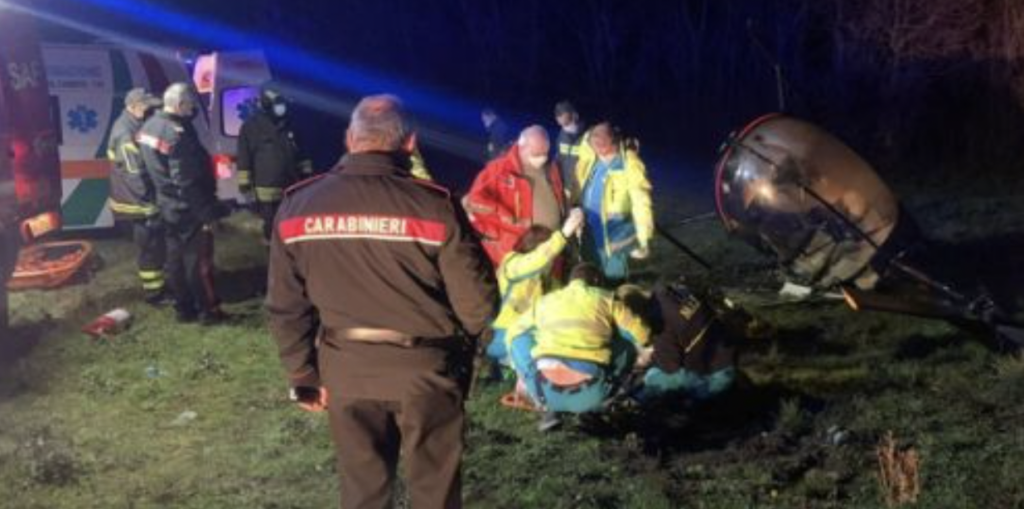 Precipita elicottero nel Casertano, morto anche il pilota: "Elio non ce l'ha fatta"