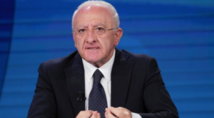 Scuole chiuse in Campania, il Tar dà ragione a De Luca