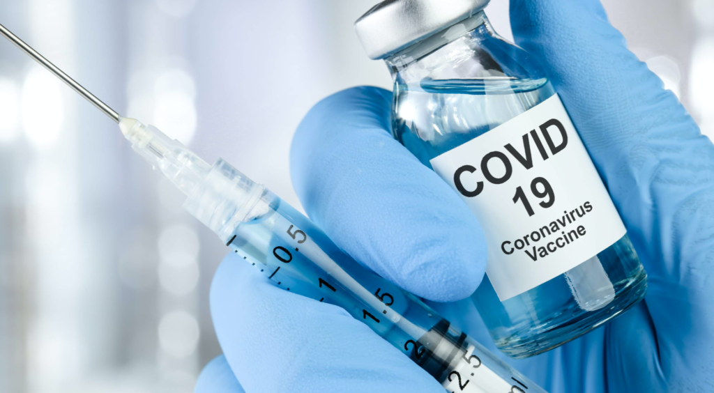 Campania, sospeso secondo lotto Astrazeneca: quello somministrato al bidello morto