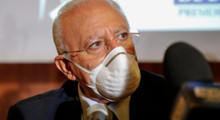 De Luca apre le scuole