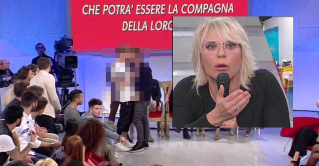 Rissa in studio a Uomini e Donne, botte e telecamere rotte tra due napoletani