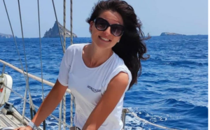 Barca in fiamme in porto, muore ragazza di 29 anni: Giulia Maccaroni scriveva: "Fai in modo che non passino 24 ore"
