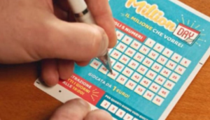 Gioca un euro alla tabaccheria della stazione e vince un milione di euro