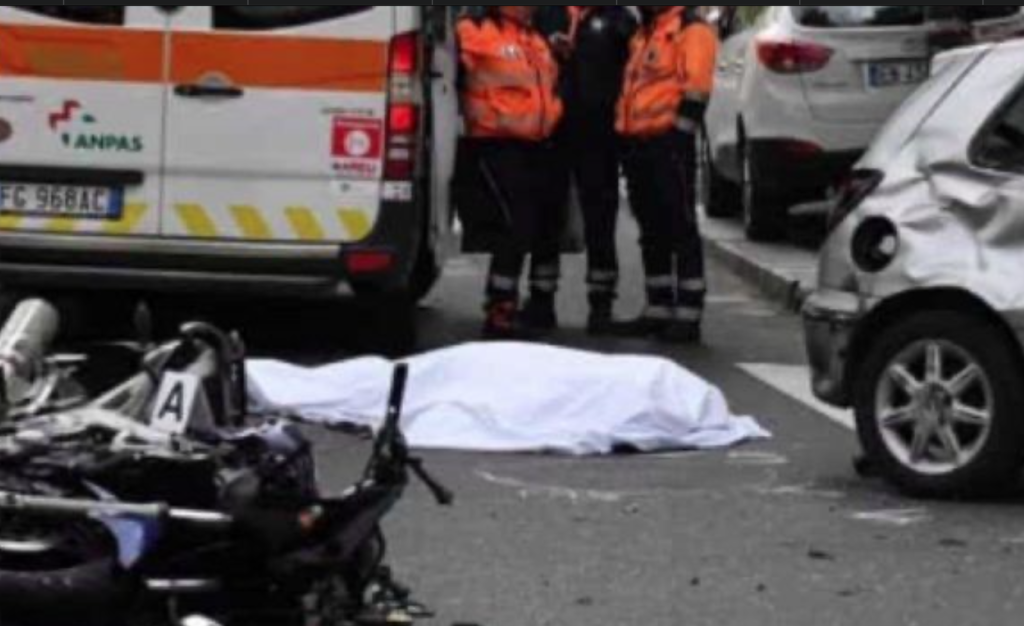 Tragedia a Pianura, uomo trovato morto con un colpo di pistola in fronte