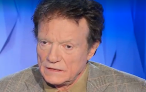 Massimo Ranieri in lacrime a Domenica In: "La mia vita è vuota adesso. Mi manca la terra sotto i piedi"