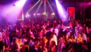 Sparatoria fuori discoteca