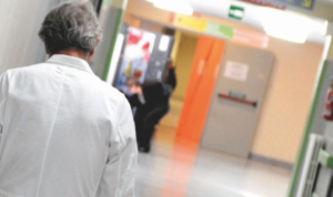 Medico aggredito