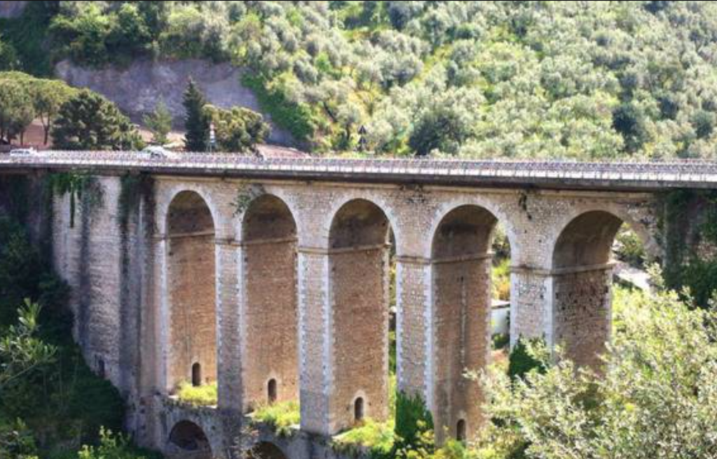 suicidio ponte seiano