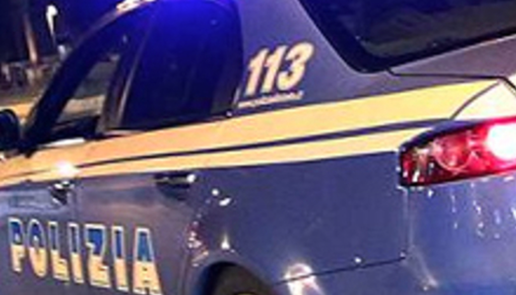 Rapina centro storico Napoli