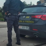 Blitz a Napoli oro e preziosi