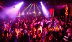Pugno in faccia all'ex Napoli