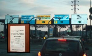 Nuova truffa al casello della tangenziale di Napoli. La denuncia: "Ecco come rubano i soldi"