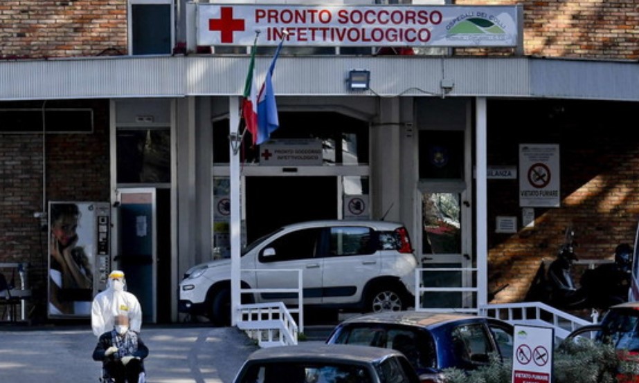 Coronavirus in Campania, calano lievemente i contagi: 1447 nuovi casi