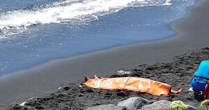 Cadavere di una donna ripescato in mare: è di una badante di Castel Volturno scomparsa