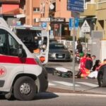 Tragedia ad Arzano, si sente male mentre va lavoro e muore