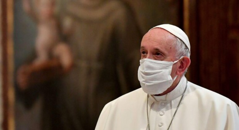 Papa Francesco si è vaccinato al Covid-19