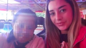 rubano urna ceneri figlia morta